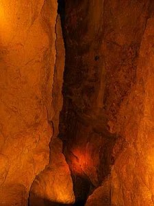 Grotta del Diavolo- Particolari delle pareti