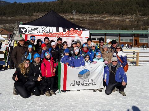 La squadra dello Sci Club Capracotta in Val di Fiemme. Foto: Elvira Paglione